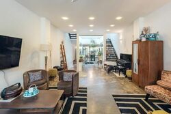 Onan Road (D15), Terrace #543053961